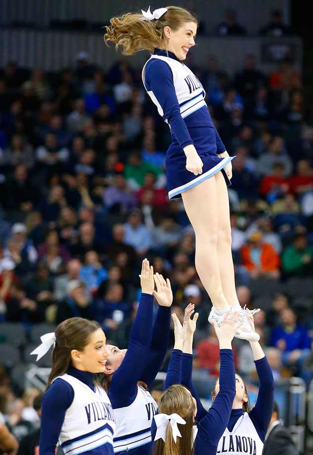 Villanova-cheerleaders-AP91273577713_11_0.jpg